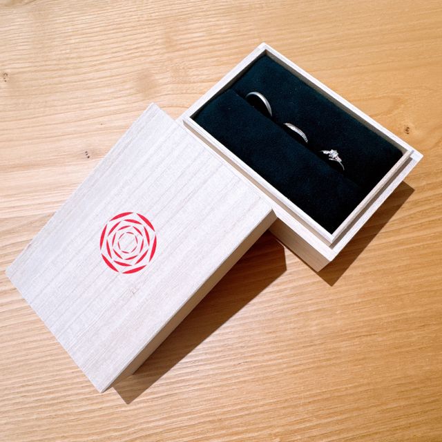 婚約指輪と結婚指輪を購入しました。