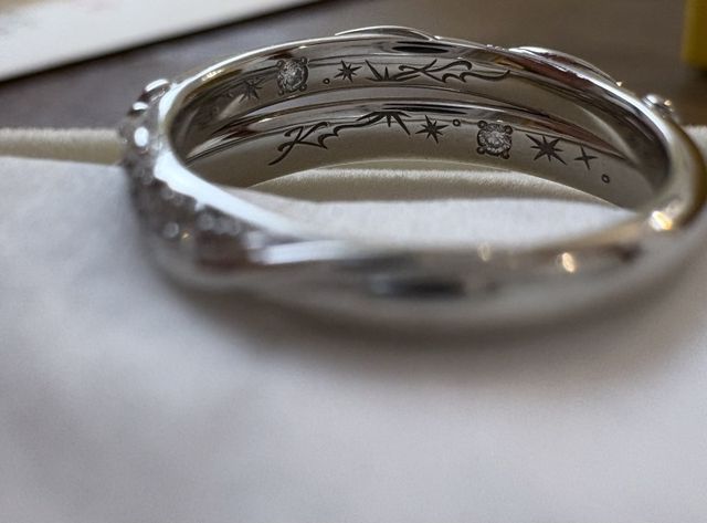 2人の思い出を込めたオリジナルの刻印