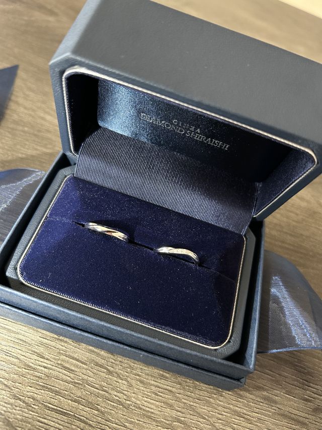同じタイプの指輪にしました。とても満足です。