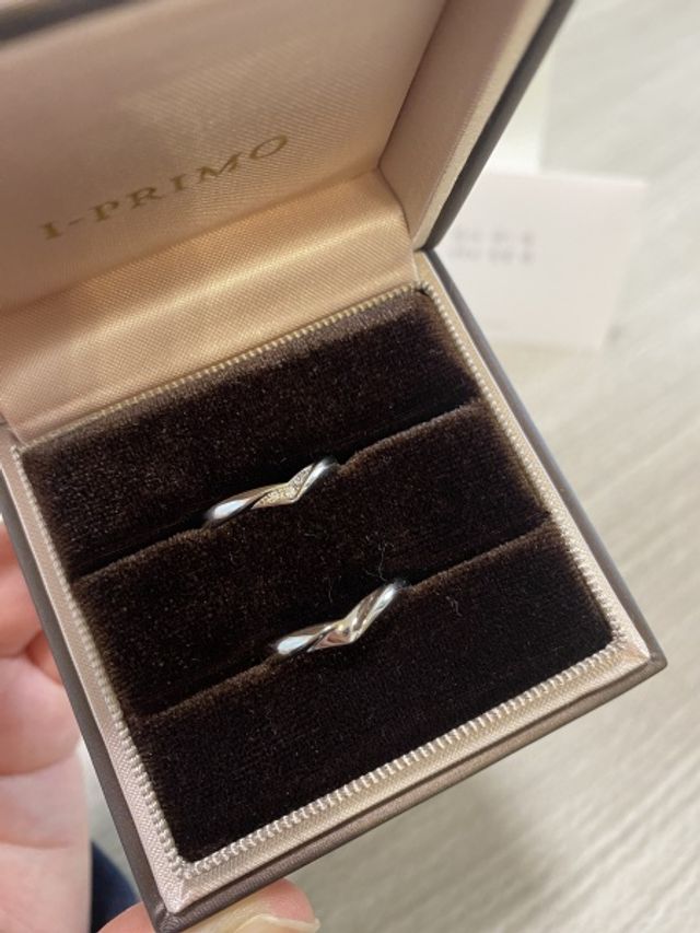 ウェーブデザインがお気に入りです。