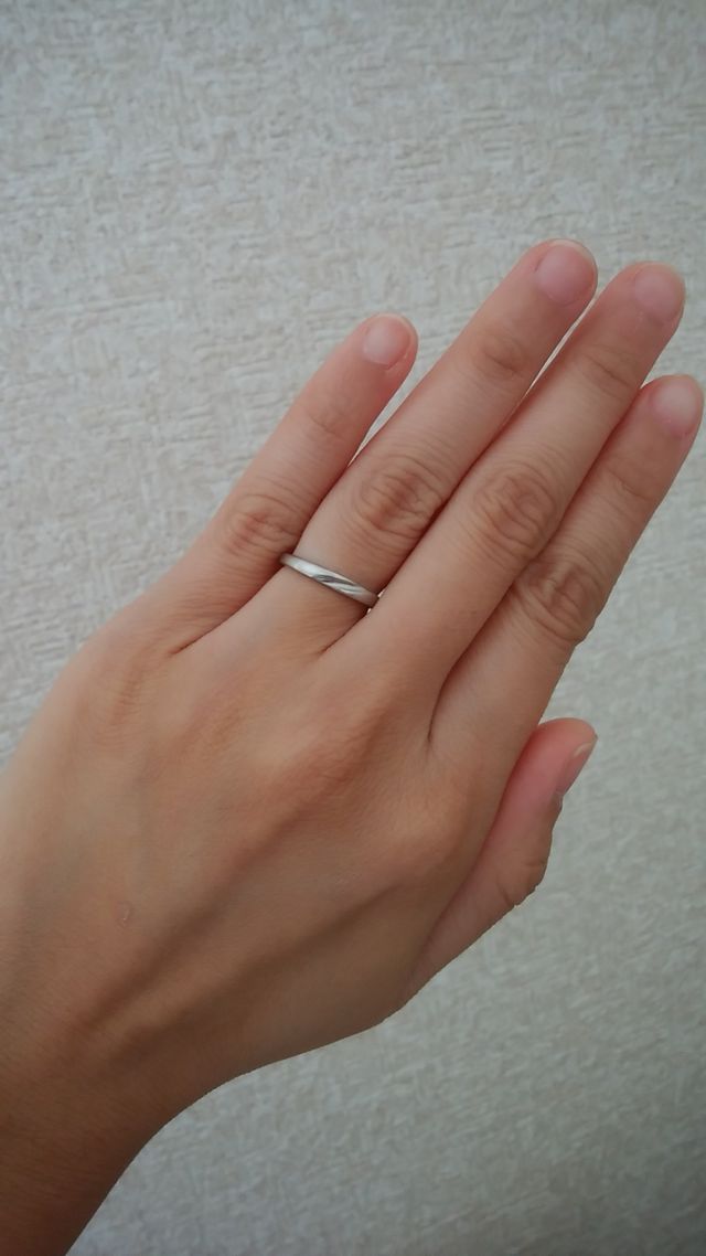 シンプルで飽きの来ないデザインです。