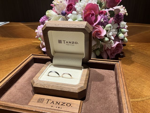 妻のリングと合わせて