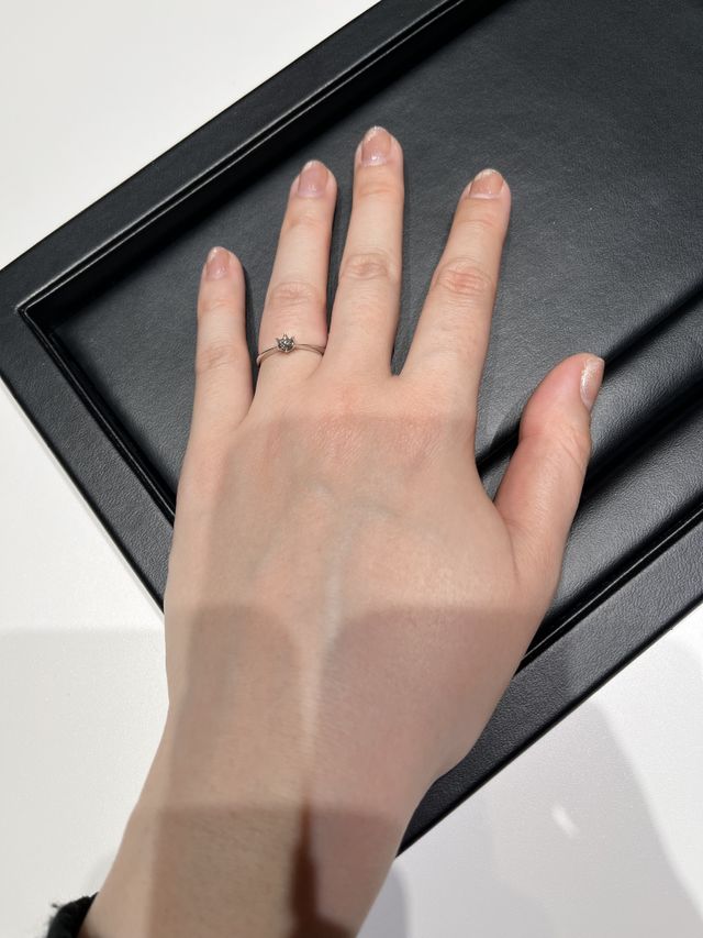 王道のダイヤモンドの婚約指輪