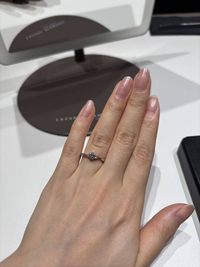 ヴァインの婚約指輪です