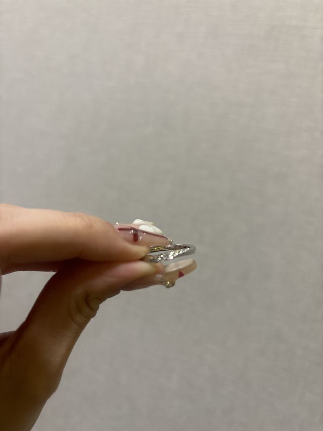 ウェーブとキラキラさに惹かれました✨️