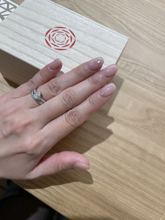 しめ縄のデザインに惹かれ、祈結のデザインにしました。