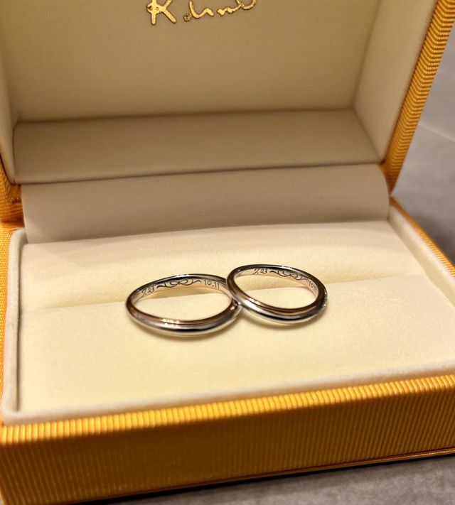 日付とマークを掘ってもらいました