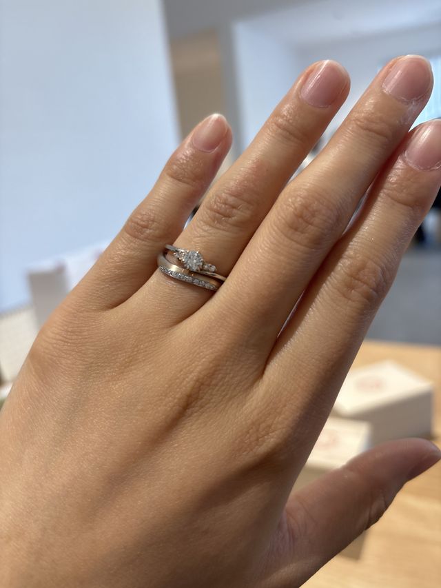 ｟縁結｠
＊下→結婚指輪
＊上→婚約指輪