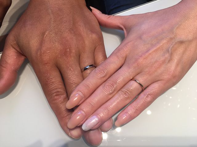 主人はシルバーで私はピンクゴールドに