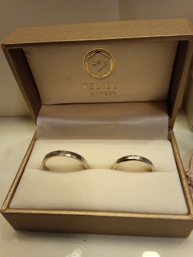 楽しみながら二人で作った思い出の指輪です