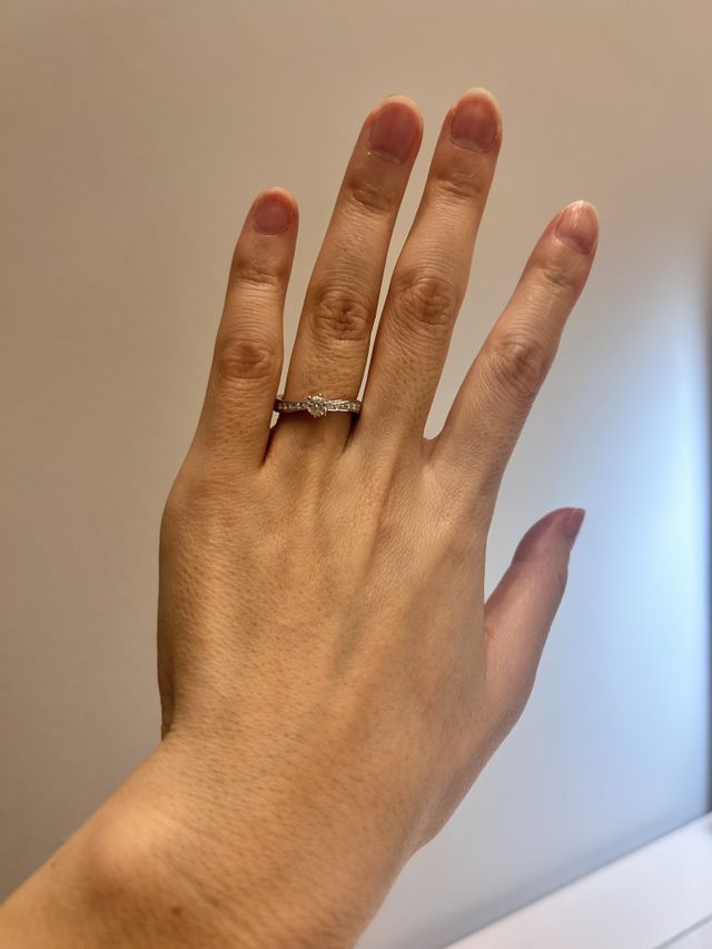 ゴージャスな雰囲気のある存在感抜群のリング