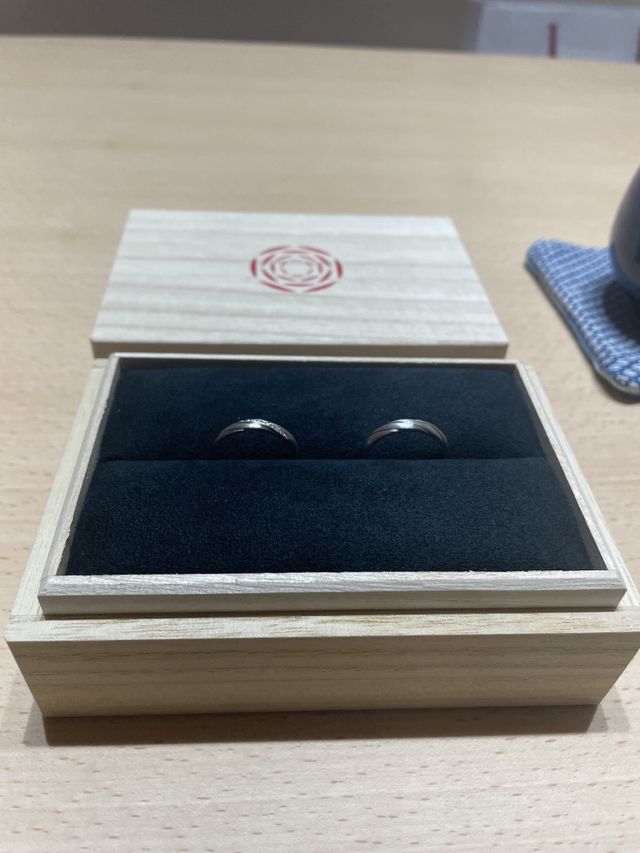 出雲結、祈結(祈り)という指輪になります。