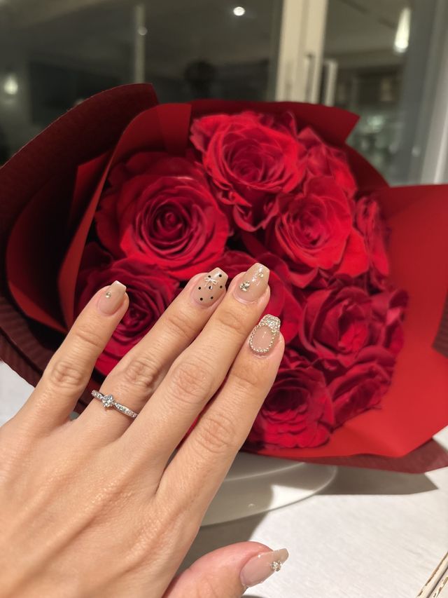 ダイヤがキラキラでとっても気に入っています。