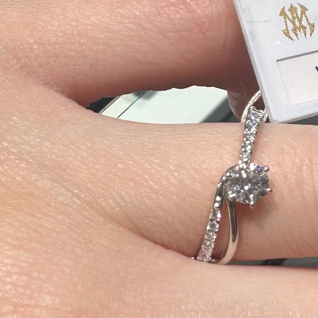 デザイン性のある指輪