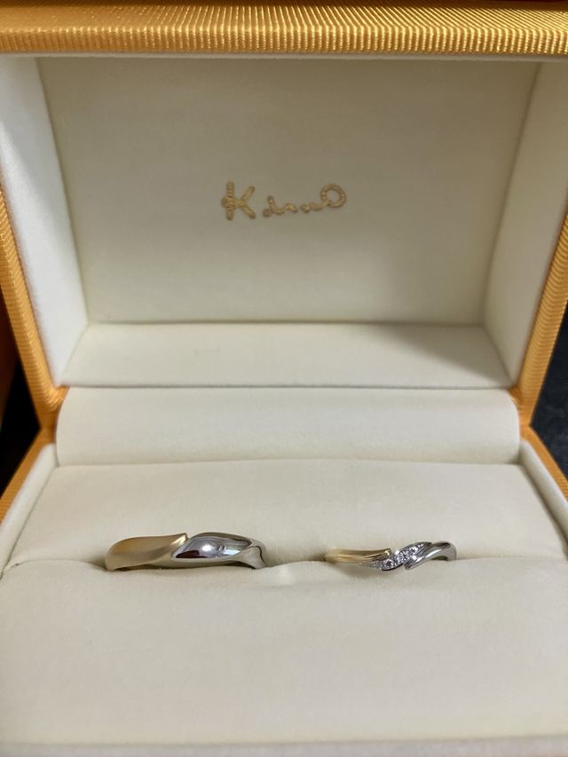 イエローゴールドとプラチナのコンビデザイン