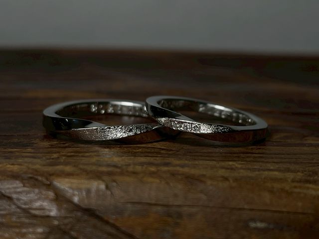 捻りデザイン、真ん中石地、ダイヤ