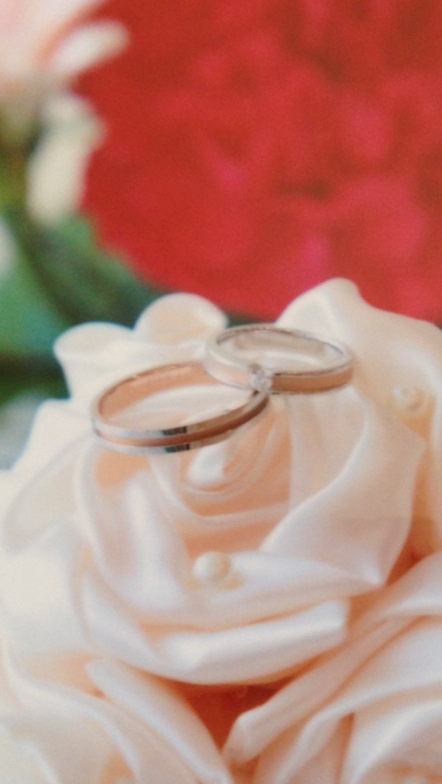 アイプリモの結婚指輪です。ピンクゴールドで可愛いです。