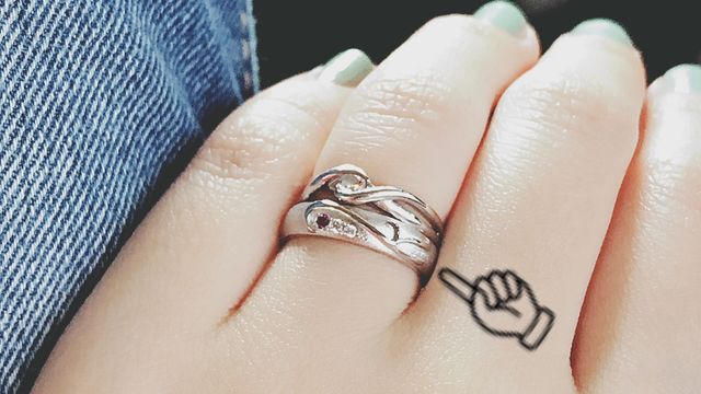 下のが結婚指輪です。