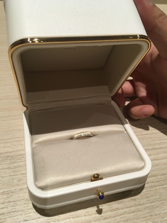 ブシュロンのキャトルラディアントです。ゴールドとダイアの