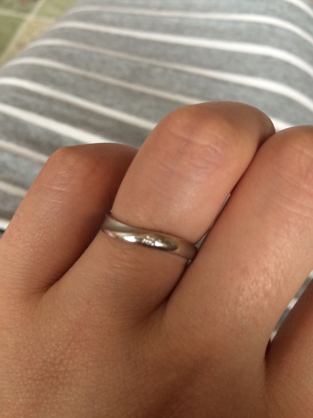 ホワイトゴールド ダイヤ入り