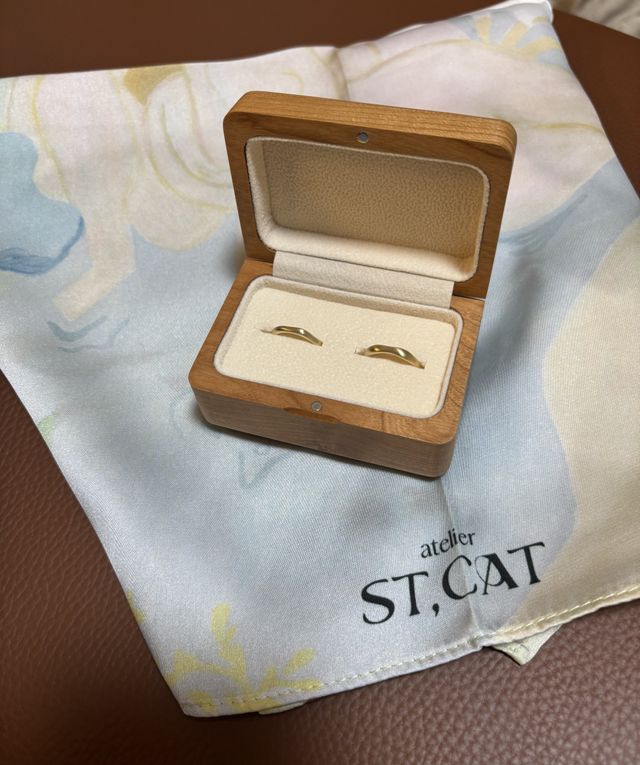 指輪が届いて開封式