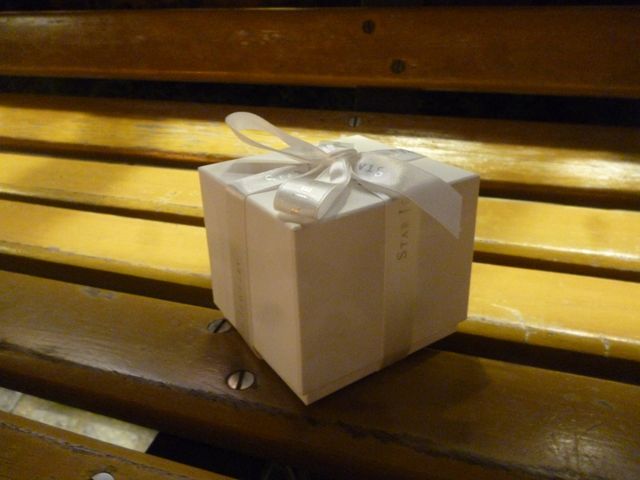 きれいにラッピングしてもらいました。