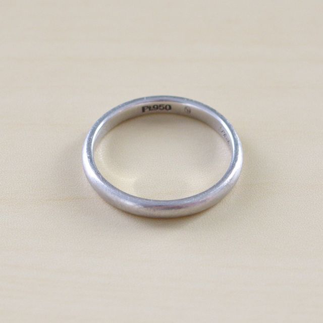 磨かずに約1年間使用。いつでも無料で磨いてもらえるそうです。