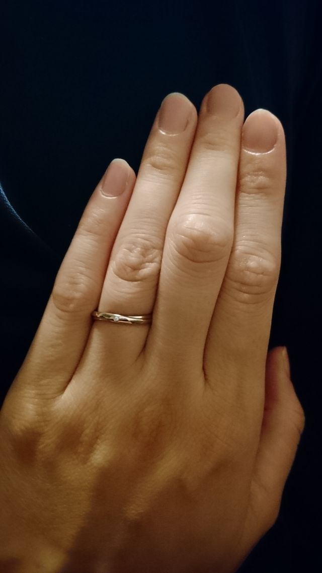 結婚指輪として購入しました。