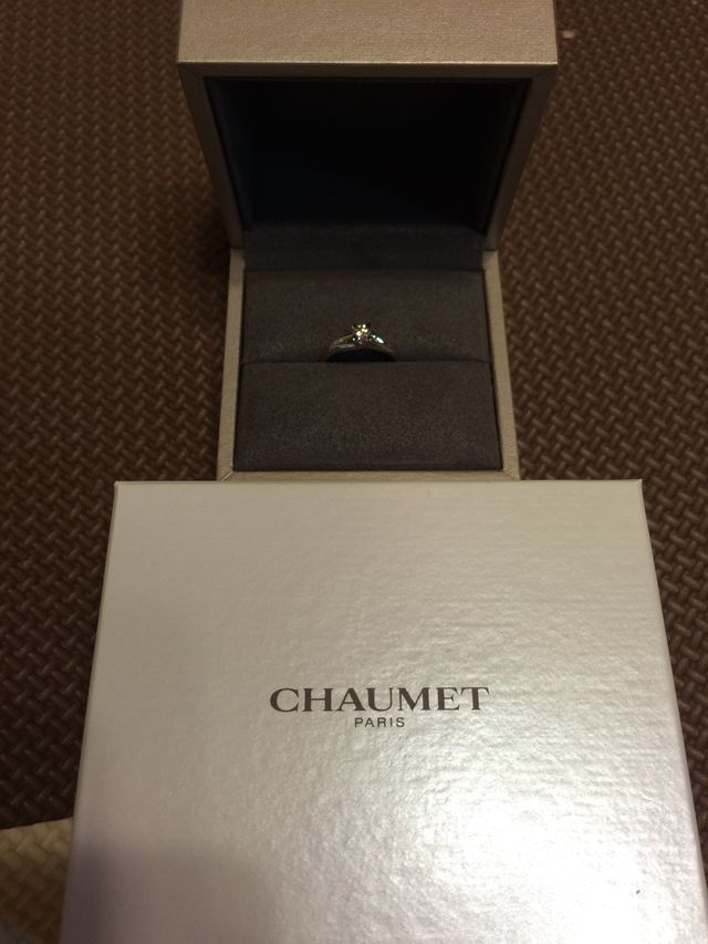 結婚式にサプライズで頂きました。手元が華やかになりました。