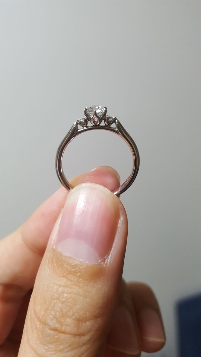 横からみたらブーケのようでかわいいです。