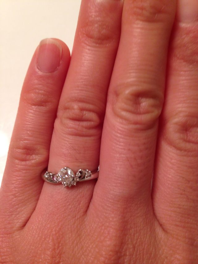 ティアラを形作ったものです。