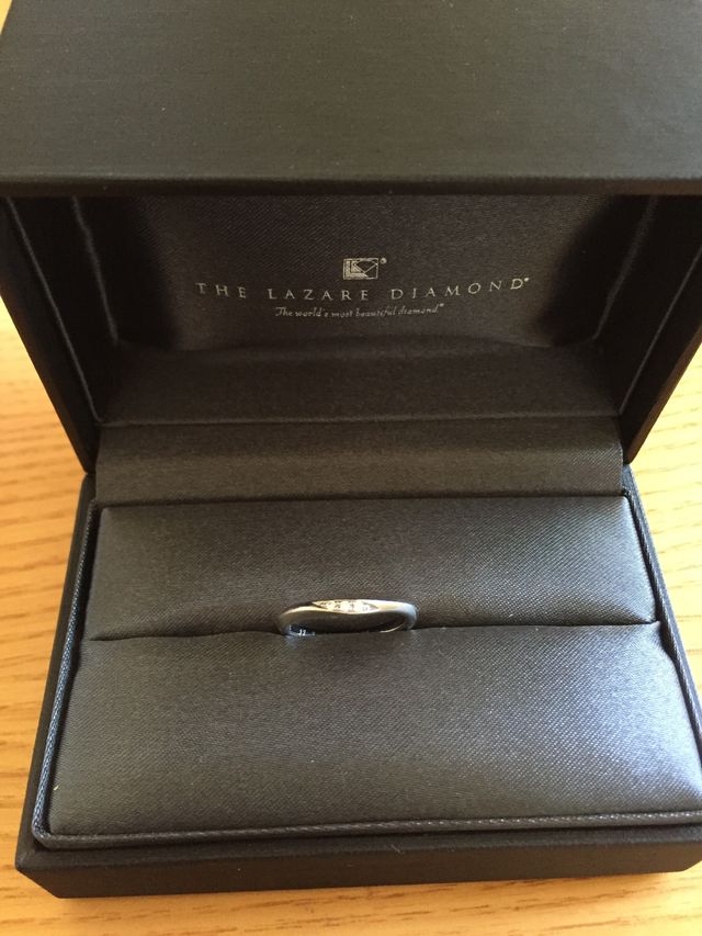 つけ心地もとてもよく、指に馴染みやすいです。