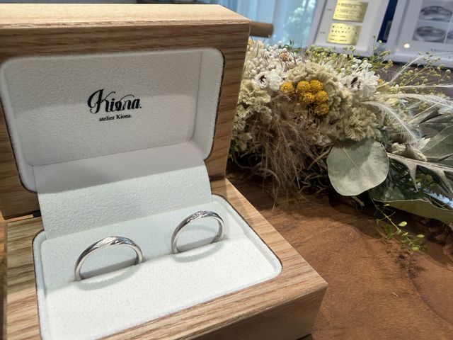 お互いの誕生花　すずらんモチーフでペア感のあるリング