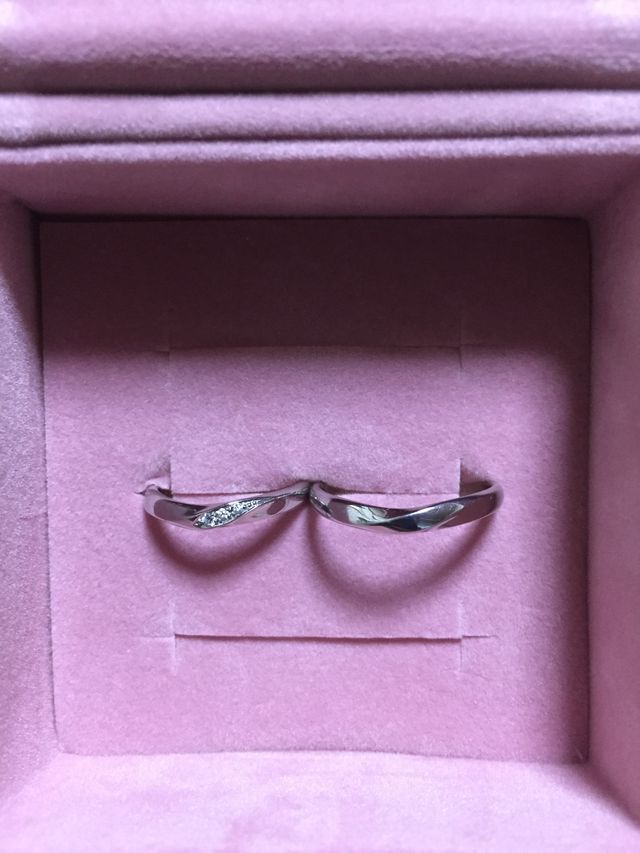 ペア感ある横並びで写真を撮りました。