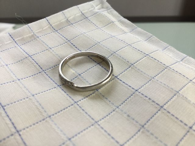 イニシャルを入れてもらいました。