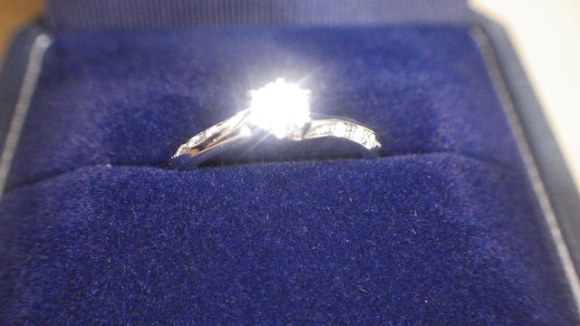 婚約指輪0.248カラット