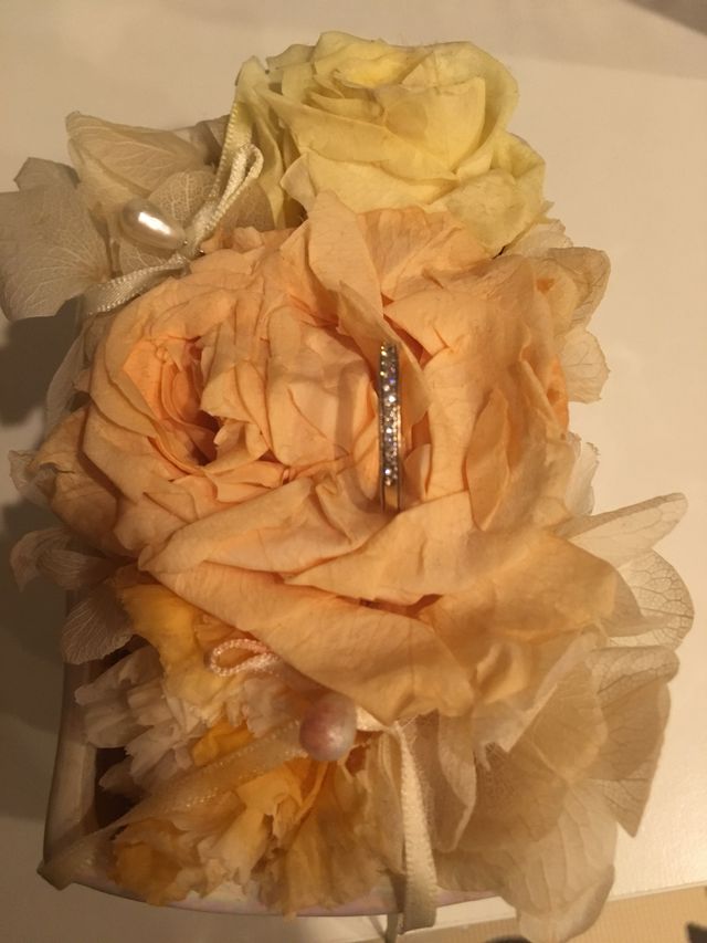 全体的にストーンが入ってます！