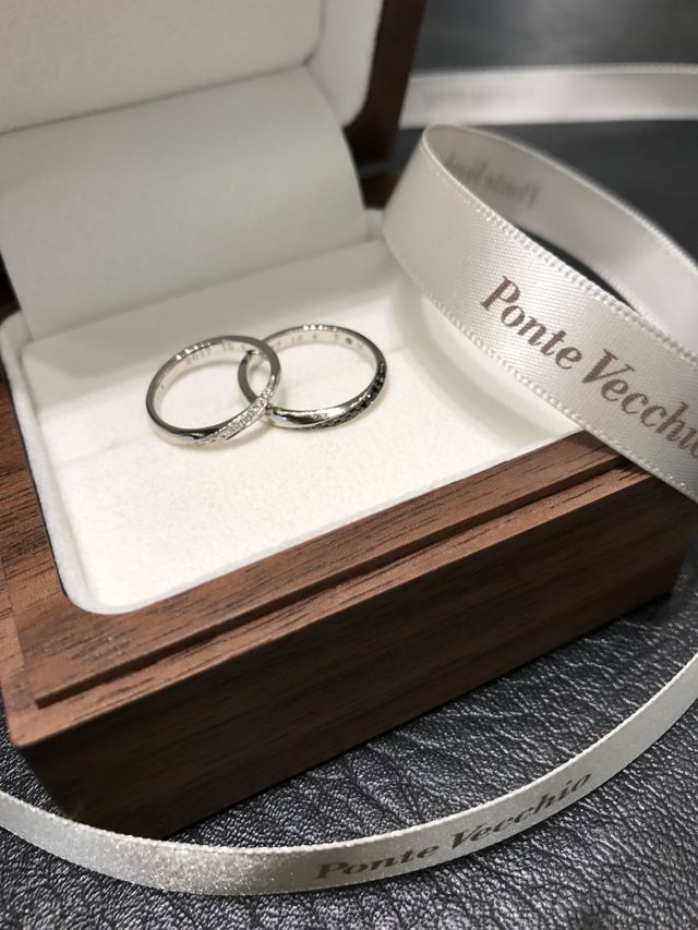 結婚指輪。かなり素敵です