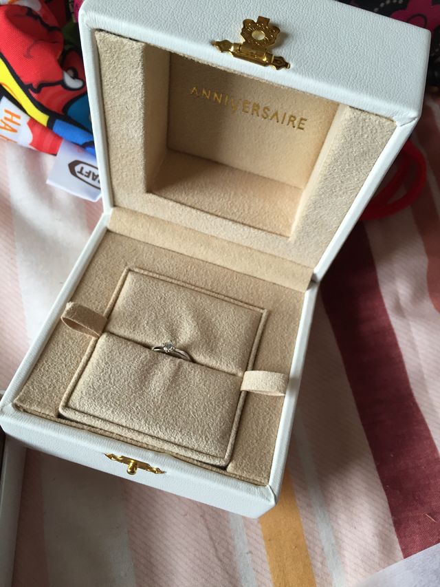 箱に入った状態です。