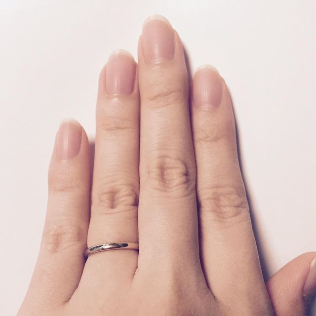 わかりづらいかもしれませんが、右側がゴールド、左側がプラチナ