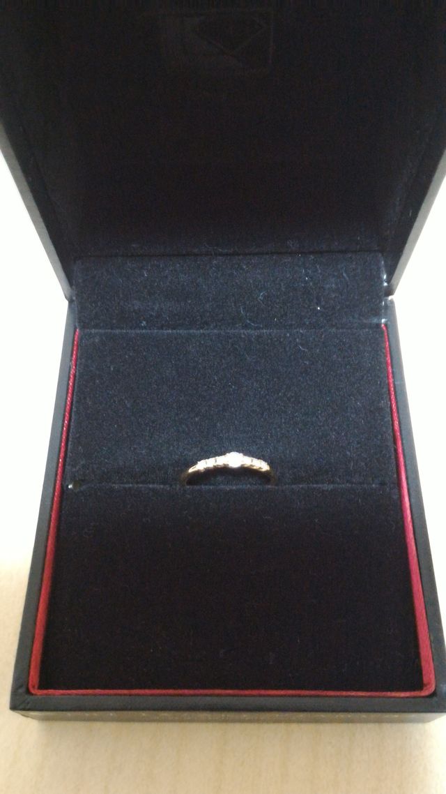 可愛らしいシンプルなデザインで大変満足しています