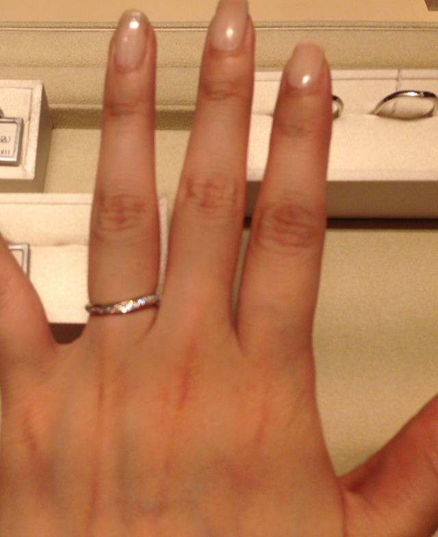 ダイヤ付き斜めライン