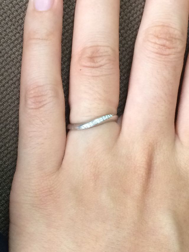 4&deg;Cで購入した、結婚指輪です。