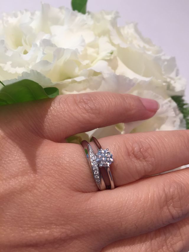 エンゲージリング：ﾛｾﾞｯﾄﾃﾞｭｰ　マリッジリング：ウイ