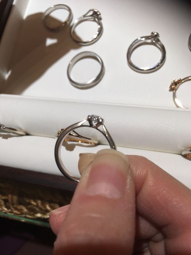 横から見た指輪