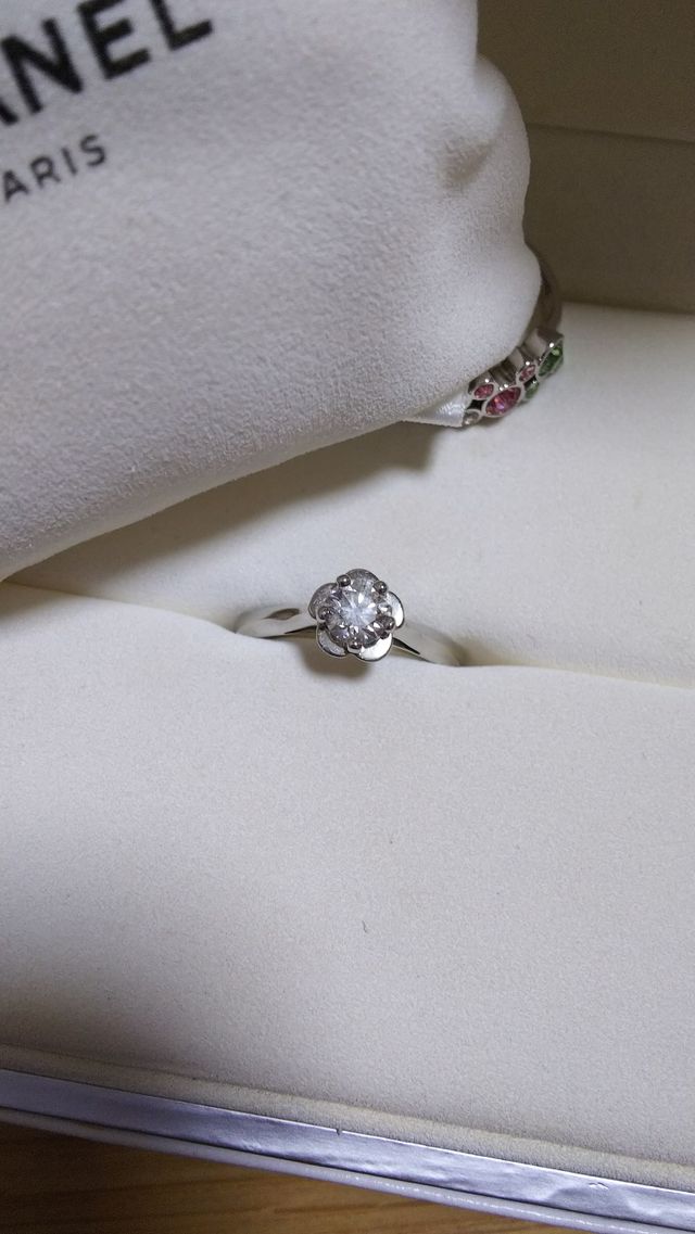 婚約指輪とプロポーズの時に貰ったミッキーの指輪