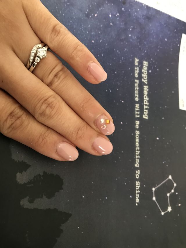 婚約指輪との重ね付け