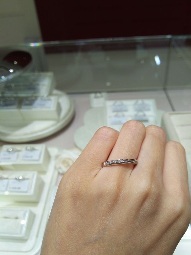 試着時、かなり大きめです。