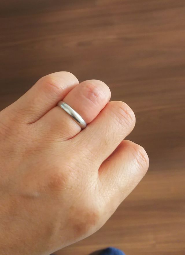 シンプルなストレートです