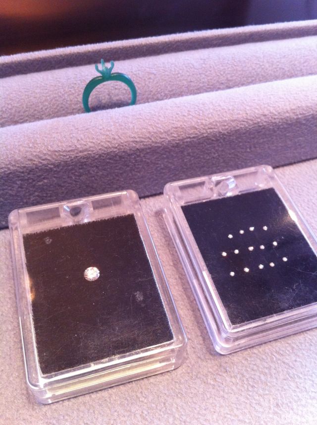 婚約指輪の作成途中